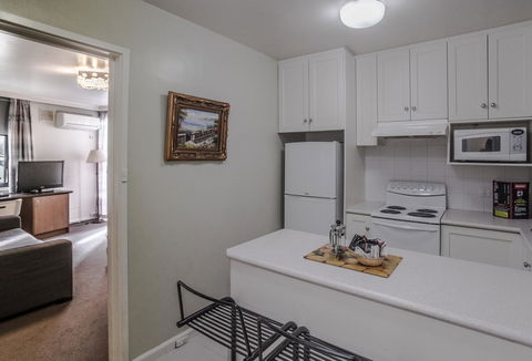 Albert Heights Serviced Apartments - Kalgoorlie Accommodation 1