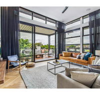 Ultimate Luxury Penthouse From The Block - Kalgoorlie Accommodation