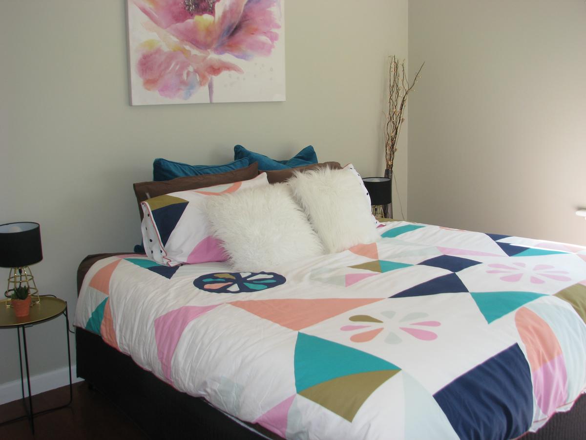 Alberton West VIC Kalgoorlie Accommodation