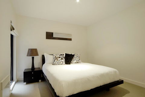 C-Scape Water Front Apartment - Kalgoorlie Accommodation 6