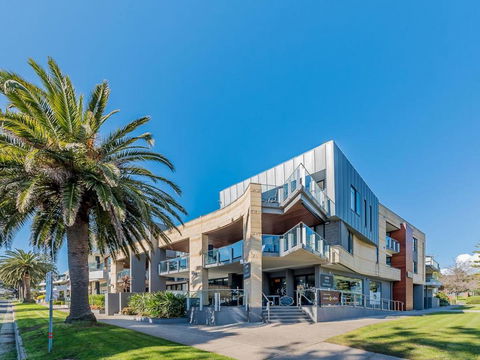 C-Scape Water Front Apartment - Kalgoorlie Accommodation 9
