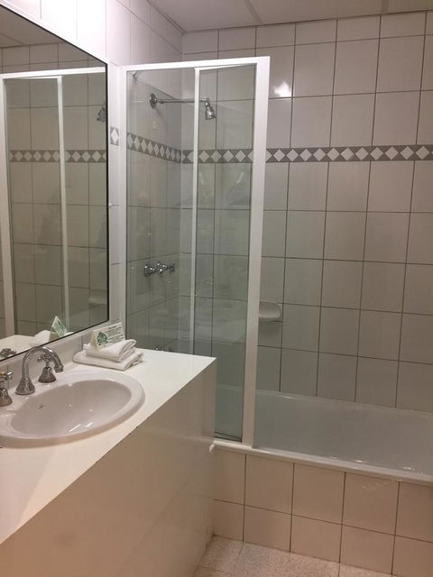 Eltham Gateway Hotel & Conference Centre - Kalgoorlie Accommodation 41