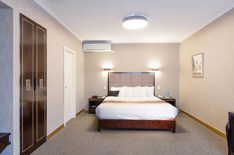 Eltham Gateway Hotel & Conference Centre - Kalgoorlie Accommodation 5