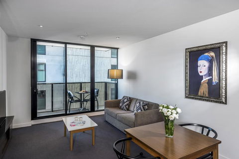 Apartments @ 133 City - Kalgoorlie Accommodation 7