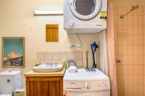 FOUNTAINS 3, Mount Hotham - Kalgoorlie Accommodation 12