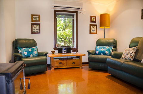 Ashwood Cottages - Kalgoorlie Accommodation 15