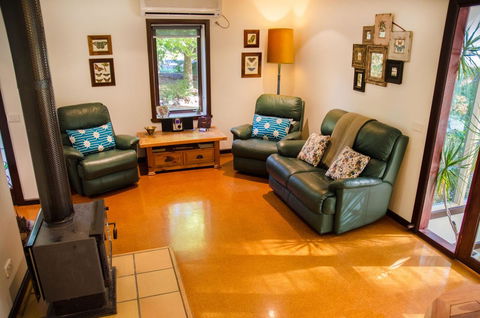 Ashwood Cottages - Kalgoorlie Accommodation 11