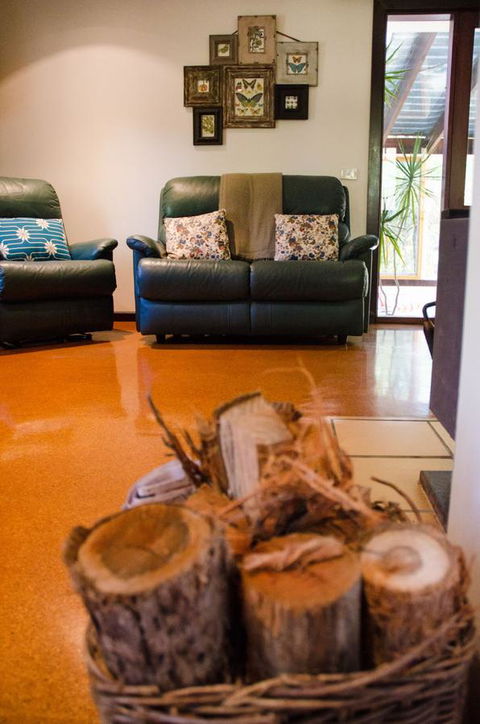 Ashwood Cottages - Kalgoorlie Accommodation 7