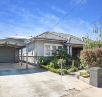 HogmortHomes Neale Street - Kalgoorlie Accommodation