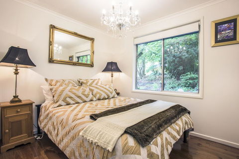 The Beeches - Olinda - Kalgoorlie Accommodation 3