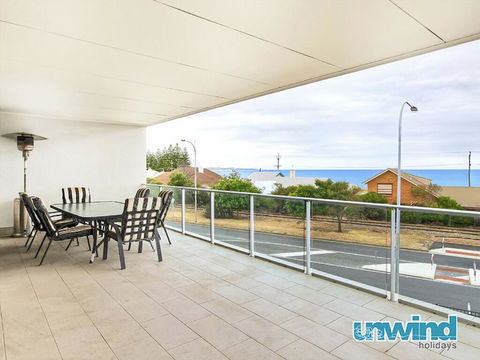 The Block Views Apartments Victor Harbor - Kalgoorlie Accommodation 1