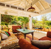 The Blue Beach House - Kalgoorlie Accommodation