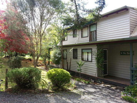 The Bower - Kalgoorlie Accommodation 0