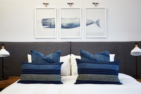 The Clovelly Hotel - Kalgoorlie Accommodation 0