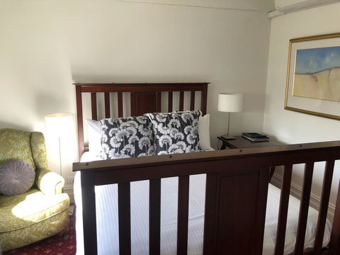 The Corner Hotel Alexandra - Kalgoorlie Accommodation 3