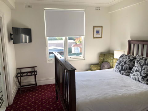The Corner Hotel Alexandra - Kalgoorlie Accommodation 1