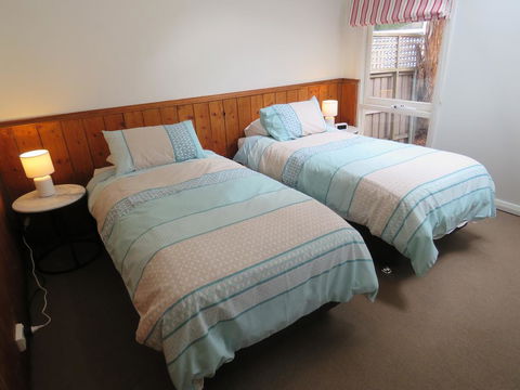 The Cottage South Hobart - Kalgoorlie Accommodation 3