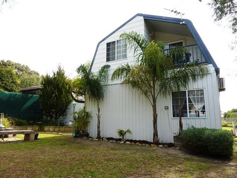 The Doo Drop Inn - Kalgoorlie Accommodation 2