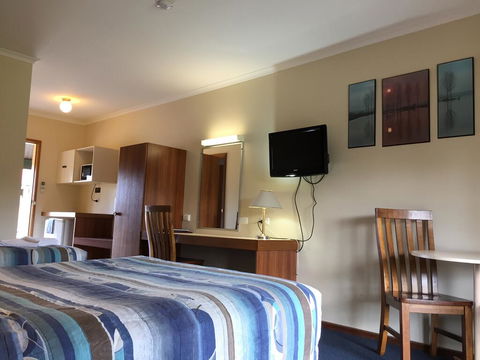 The Finley Palm Motor Inn - Kalgoorlie Accommodation 1