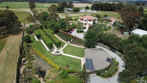 The Gatehouse At Villa Raedward - Kalgoorlie Accommodation 2