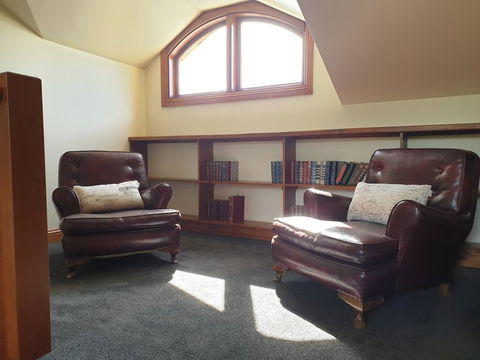 The George Yering - Kalgoorlie Accommodation 2