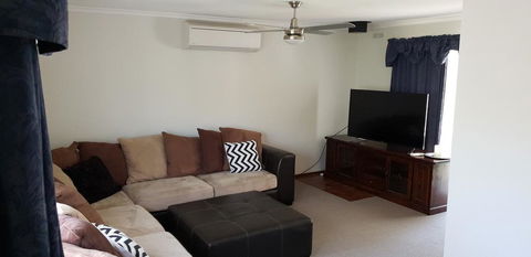 The Golf Getaway - Kalgoorlie Accommodation 0