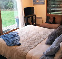 The Gurdies Room with Amazing Sunset Views - Kalgoorlie Accommodation
