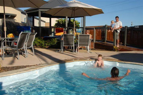 The Lakes Apartments - Kalgoorlie Accommodation 1