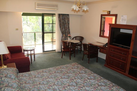 The Lawson Riverside Suites - Kalgoorlie Accommodation 1