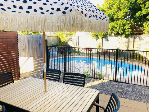 The Lazy Llama - Kalgoorlie Accommodation 2