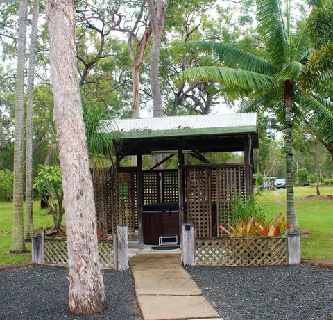 The Ole Gumtree - Kookaburras Nest - Kalgoorlie Accommodation 1