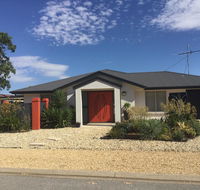 The Red Door - Kalgoorlie Accommodation