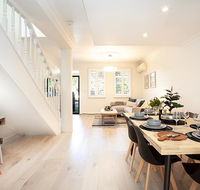 THE RENWICK - Hosted by L'Abode Accommodation - Kalgoorlie Accommodation