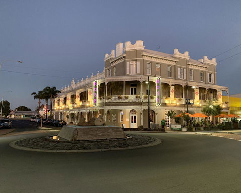 The Rose Hotel & Motel - Kalgoorlie Accommodation 1