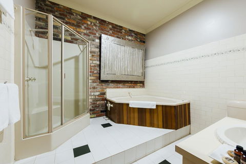 The Royal Daylesford Hotel - Kalgoorlie Accommodation 1