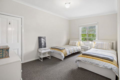 THE TEACHERS COTTAGE - Kalgoorlie Accommodation 2