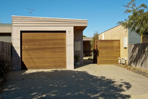 The Terrace Grove - Kalgoorlie Accommodation 2