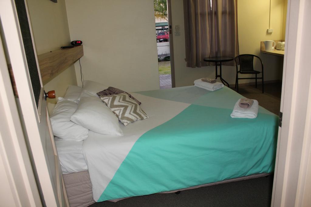 Ariah Park NSW Kalgoorlie Accommodation