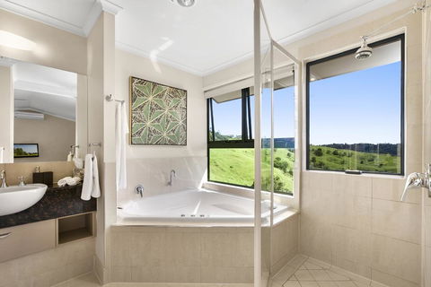 Top Of The Hill - Kalgoorlie Accommodation 2