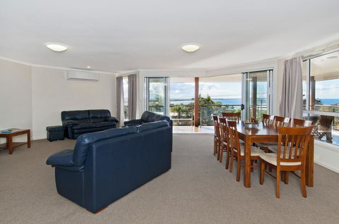 TOPVIEWS - 15Second Av BH - Kalgoorlie Accommodation 1