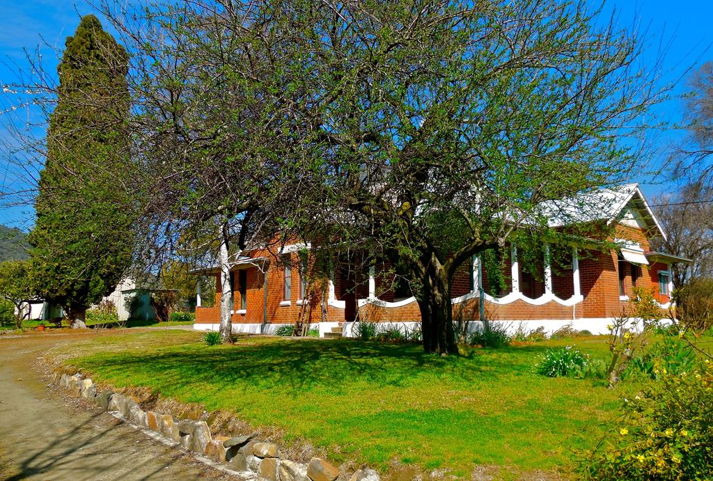 Adelong NSW Kalgoorlie Accommodation