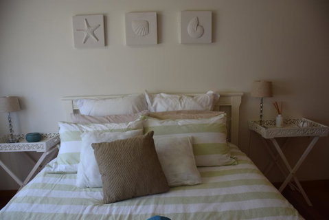 Tranquillity Beach House - Kalgoorlie Accommodation 2