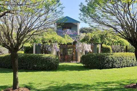 Tree Elle Retreat - Kalgoorlie Accommodation 0