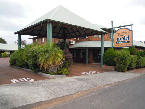 Tree Top Walk Motel - Kalgoorlie Accommodation 0