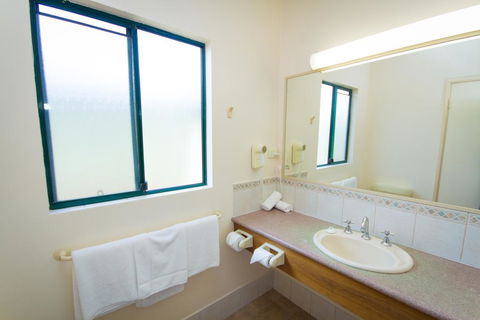 Tree Top Walk Motel - Kalgoorlie Accommodation 1