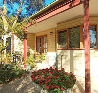Treetops Hideaway - Kalgoorlie Accommodation