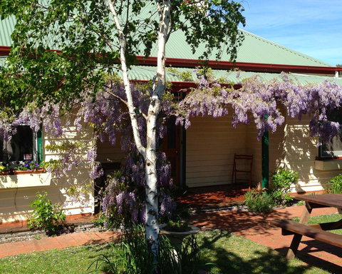 Triabunna Cabin & Caravan Park - Kalgoorlie Accommodation 1