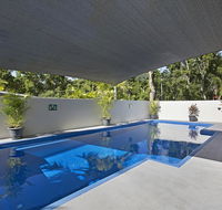 Tropical private holiday house with pool - Kalgoorlie Accommodation
