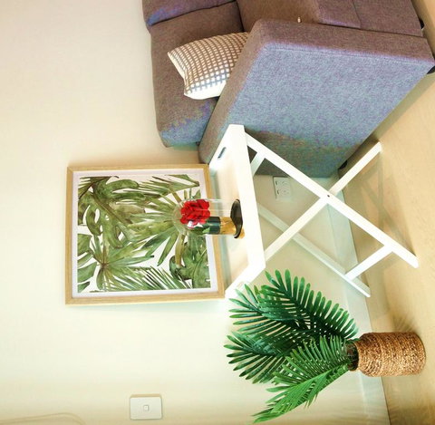 Tropical Delight 1 Bedroom Apt - Kalgoorlie Accommodation 3