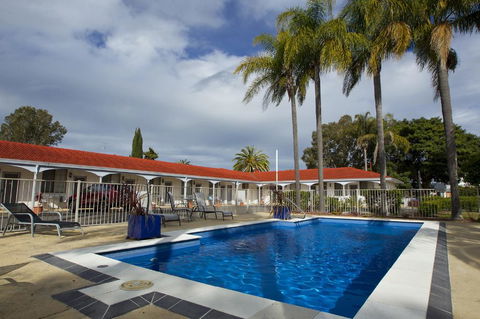 Tuncurry Beach Motel - Kalgoorlie Accommodation 0